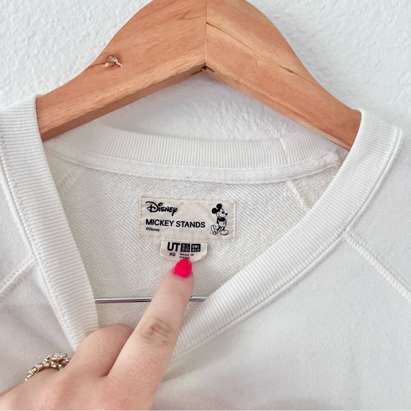 Disney Uniqlo Neutral Mickey Crewneck Sz XS - Picture 2 of 4